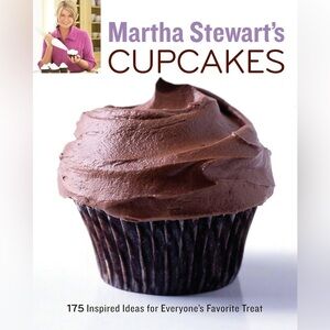 Martha Stewart's Cupcakes Vintage Baking Cookbook Manual ISBN 978-0-307-46044-8
